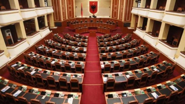 Kuvendi zgjohet pas zgjedhjeve. Çfarë pritet të ndodhë