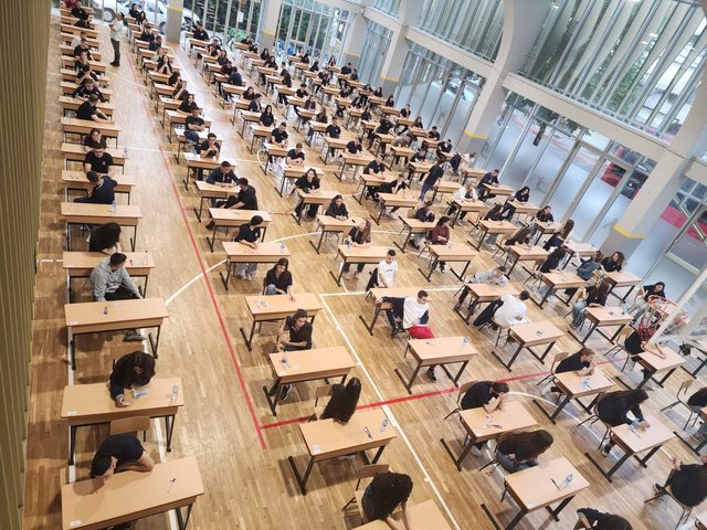 Rreth 27 mijë maturantë do t’i nënshtrohen nesër