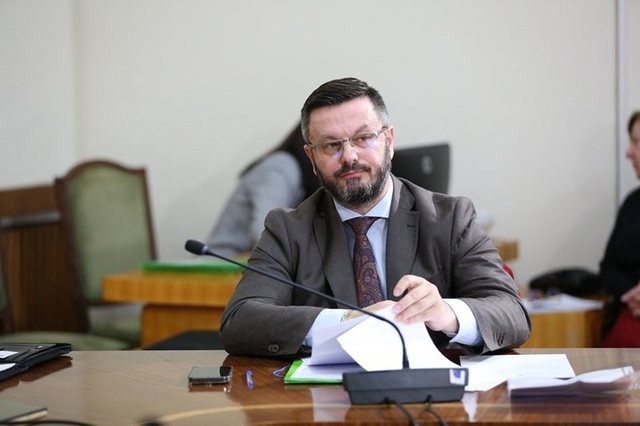 Institucionet që heshtin janë vetë problemi, jo zgjidhja