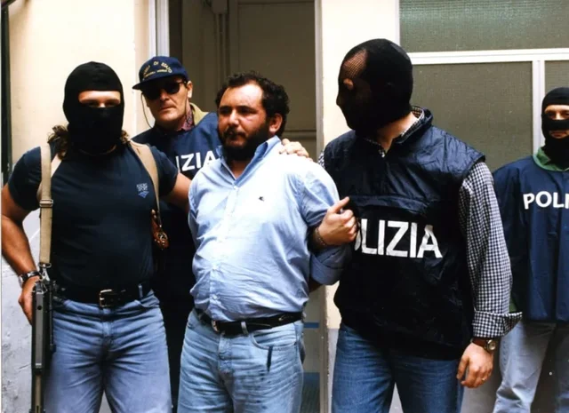 Tronditje në Itali: Lirohet vrasësi i Falcone