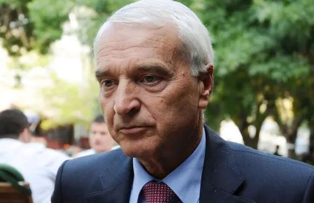 Ndahet nga jeta Bujar Bukoshi, ish-kryeministër i Qeverisë së