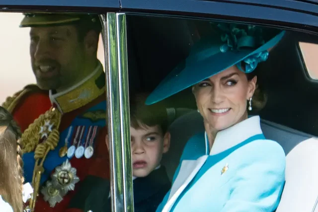 Foto Mbretërore/ Kate Middleton dhe familja në Trooping the Colour!