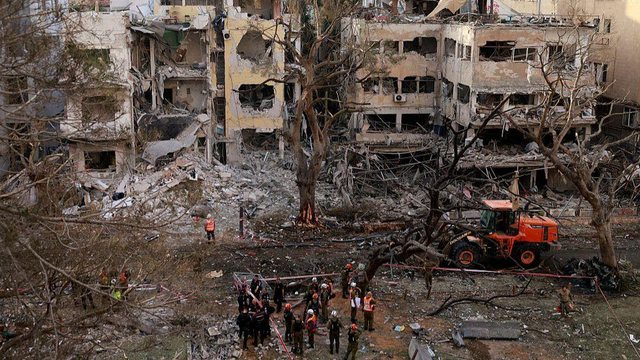 Konflikti Izrael-Iran hyn në ditën e katërt, me dhjetëra