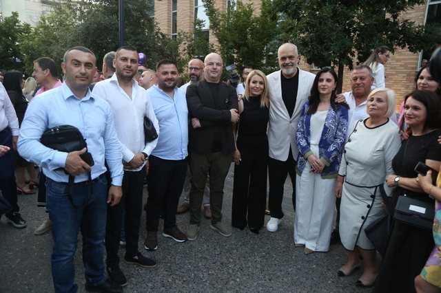 Fotot/ Çfarë nuk u pa nga festa e PS-së!
