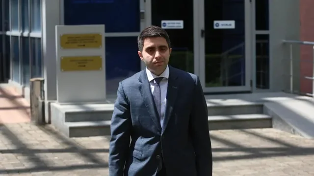 Kreu i Komisionit të Prokurimeve Publike, Jonaid Myzyri, merret i pandehur