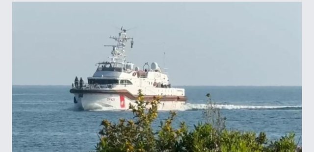 Mbërrin anija me 15 emigrantë në Portin e Shëngjinit