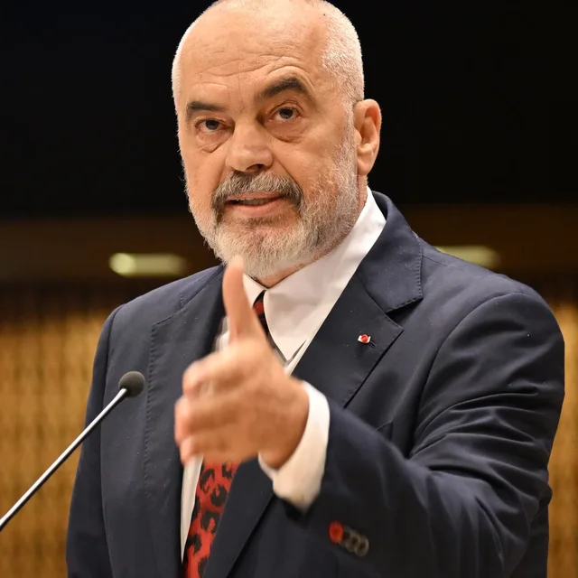 Shqipëria nuk hesht! 6 përballje të Ramës që