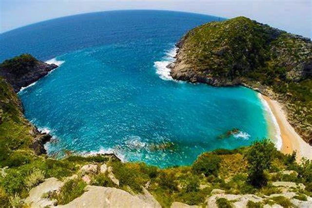 Travel and Tour World: Shqipëria i bashkohet vendeve si SHBA, Japonia dhe