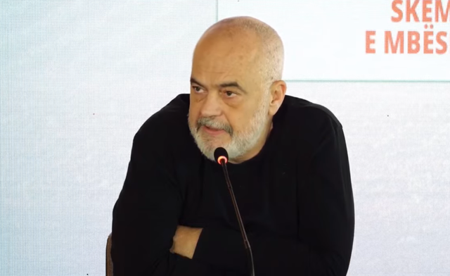 Rama takim me fermerët në Cërrik: Ja çfarë duhet