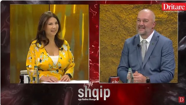 Renis Nushaj zgjodhi Rudina Xhungën për të ndarë lajmin e
