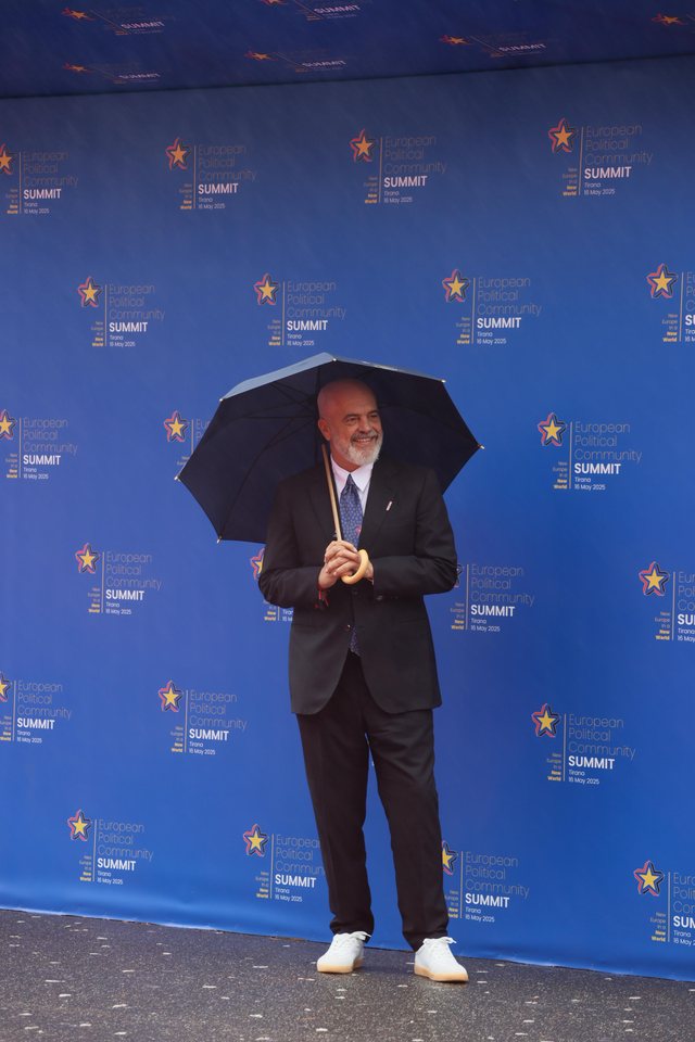 Suddeutsche Zeitung: Edi Rama, pikturë dhe pushtet