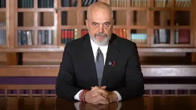 Valë dorëheqjesh në Fier dhe Durrës! Rama nis pastrimin e