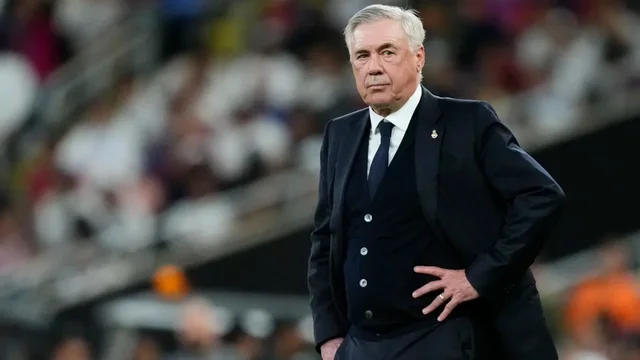 Trajneri Carlo Ancelotti dënohet me një vit burg në Spanjë.