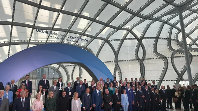 BE jep 2.3 miliardë euro për rindërtimin e Ukrainës