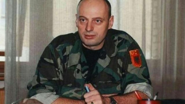 Dënohet me 1 vit burg ish-kryeministri i Kosovës Agim Çeku