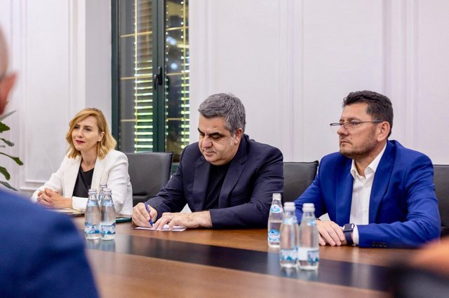 Blendi Gonxhja: Mbi 150 shqiptarë nisën procedurat për njohjen e