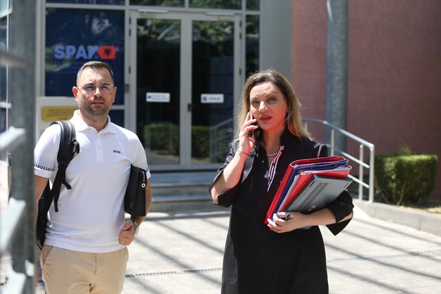 Gjykata rrëzon kallëzimin për shpifje ndaj Albana Vokshit. Reagon