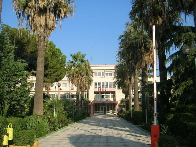 Prokuroria dhe Policia operacion në Fier, në arrest shtëpie