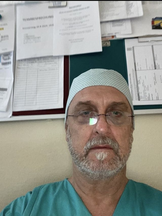 Një shqiptar në Spitalin Ortopedik Speising, në kryeqendrën