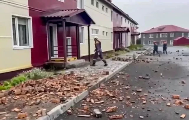 Pamjet/ Momenti kur cunami godet Rusinë, Japoninë dhe Hawaii-n pas