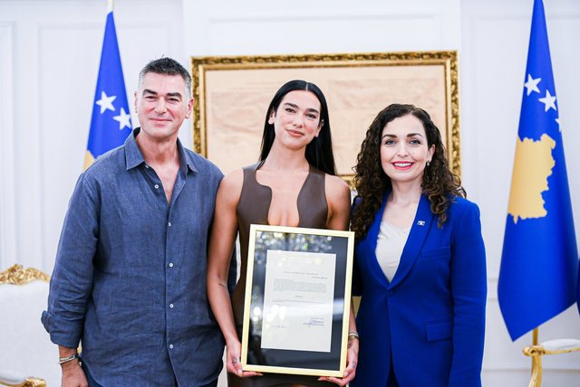 Dua Lipa merr shtetësinë e Kosovës