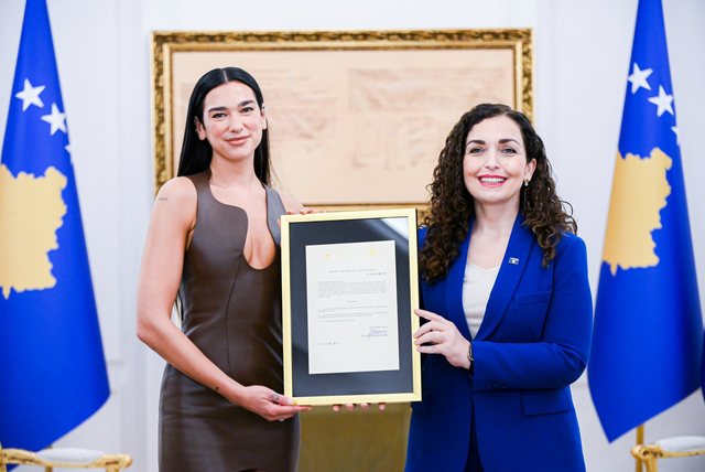 Dua Lipa merr shtetësinë e Kosovës