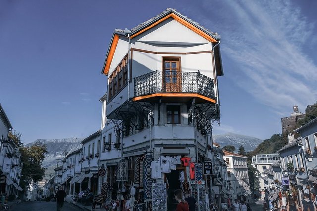 RTL Radio: Shqipëria nga Alpet në bregdet, një destinacion