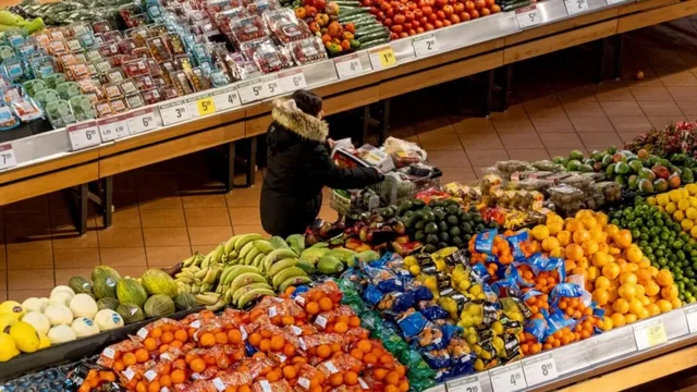 Pesë produkte që shiten më shtrenjtë në Kanada për