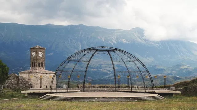 Le Figaro: Shqipëria, perla e fshehur e Ballkanit që po pushton zemrat