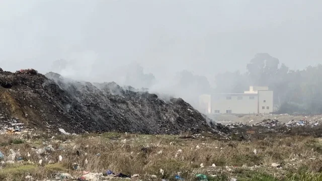 Pse nuk i fikim dot zjarret e verës në Vlorë!