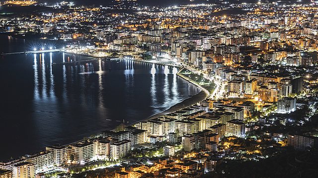 Pse nuk i fikim dot zjarret e verës në Vlorë!