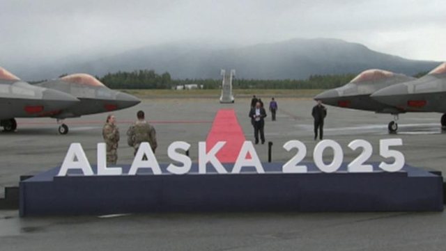 Alaska 2025! Gati skena në aeroport ku pritet të takohen Trump-Putin!