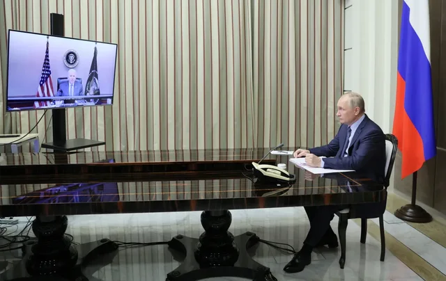 Foto/ Vladimir Putin ndër vite me presidentët amerikanë