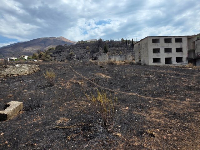 Fotoreportazh/ Një kujtesë për Delvinën që nuk u dogj