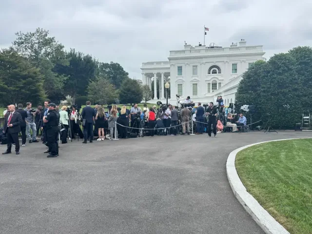 Takimi Trump-Zelensky, mbërrijnë udhëheqësit evropianë
