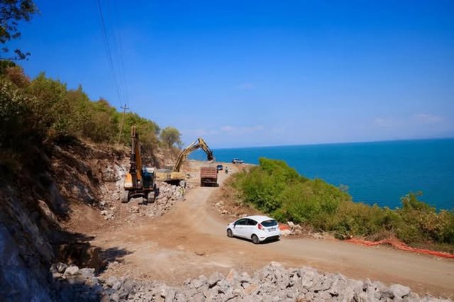 Rruga Shirokë–Zogaj drejt përfundimit!