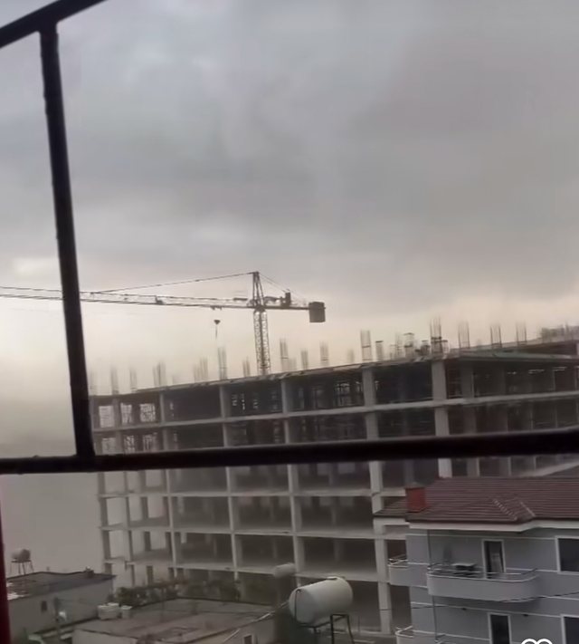 Ministri Gonxhja për firmat e ndërtimit: Ndërprisni punën