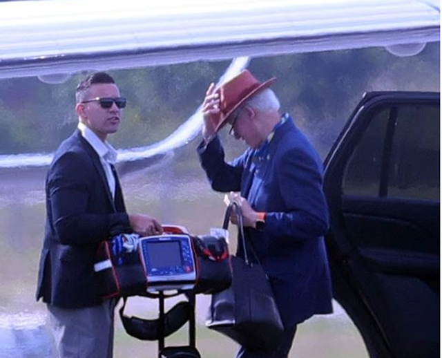 Clinton, defibrilatori dhe humbjet e njerëzve tanë!