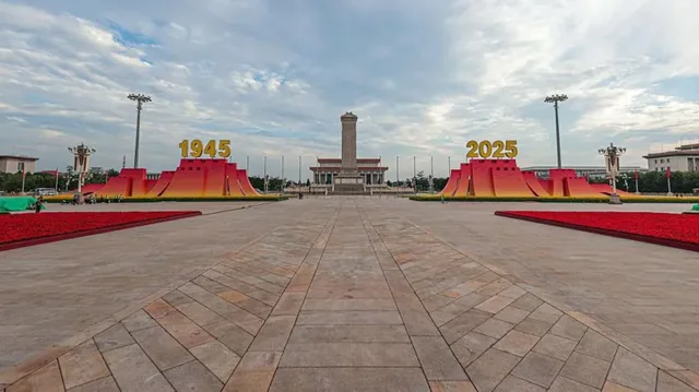 Parada gjigante në Kinë. Xi Jinping, Putin dhe Kim Jong Un shfaqin