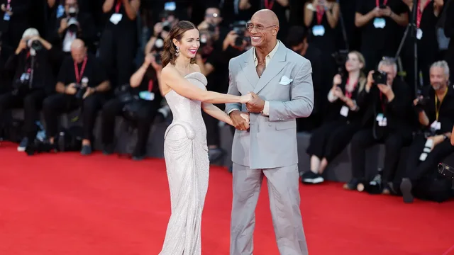 Dwayne Johnson shokon fansat me pamjen e tij të re