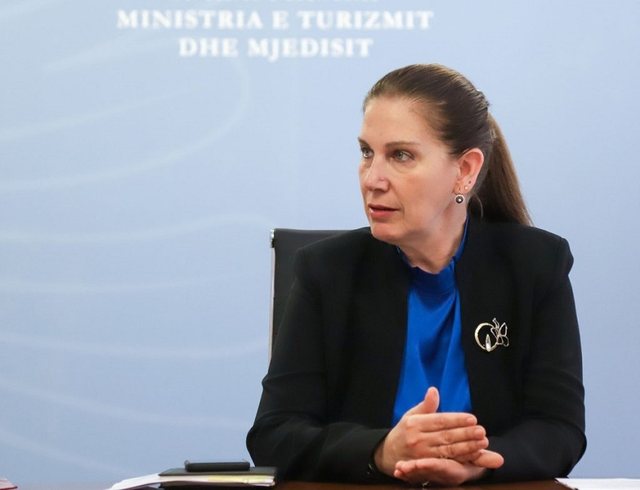 Ministrja Kumbaro: Vitin tjetër edhe më shumë plazhe publike, ja