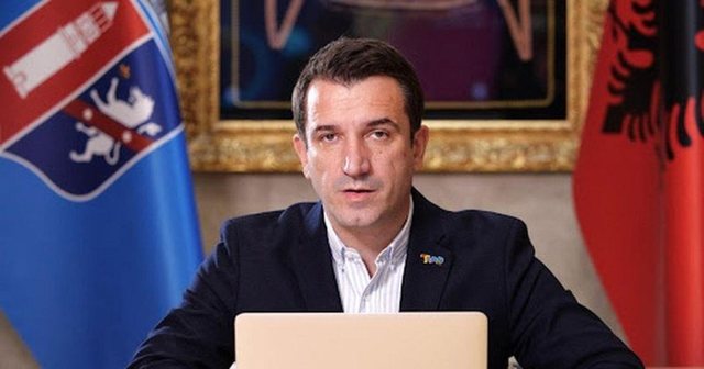 Erion Veliaj: Im bir shkon në klasë të parë. Nuk do e
