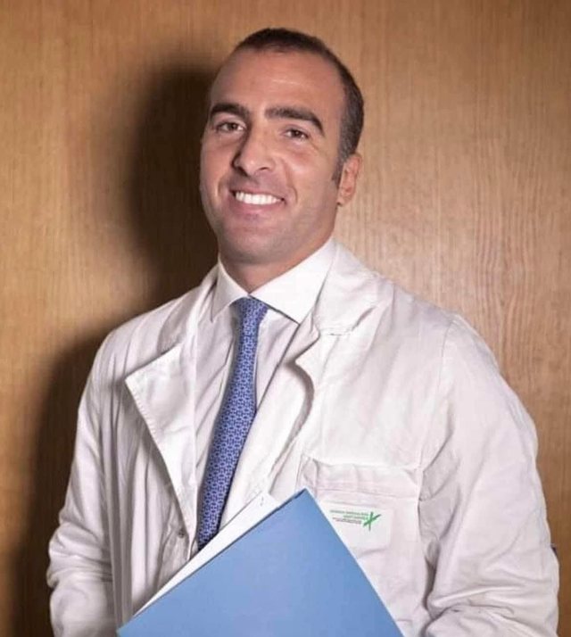 Carlo Santucci, mjeku që shpëtoi jetë me 40 minuta masazh kardiak