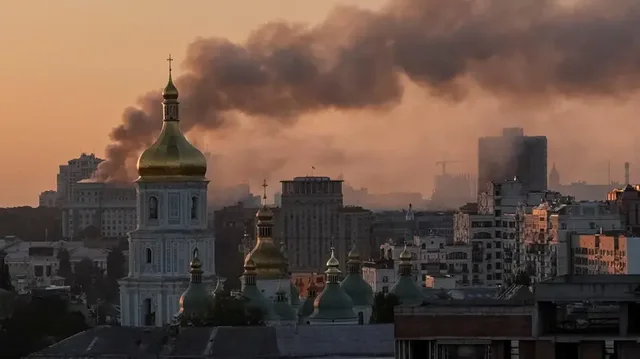 Rusia godet me 800 dronë ndërtesën qeveritare