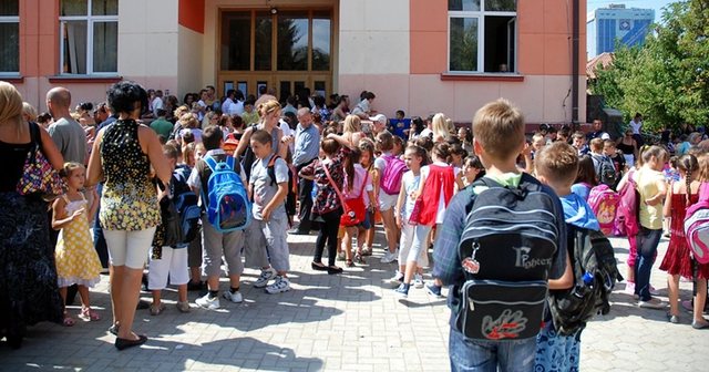 Kryeministri Rama uron fillimin e vitit të ri shkollor!