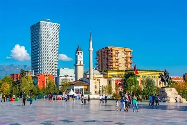 Tirana në festë! Vallëzim modern në 10 hapësira