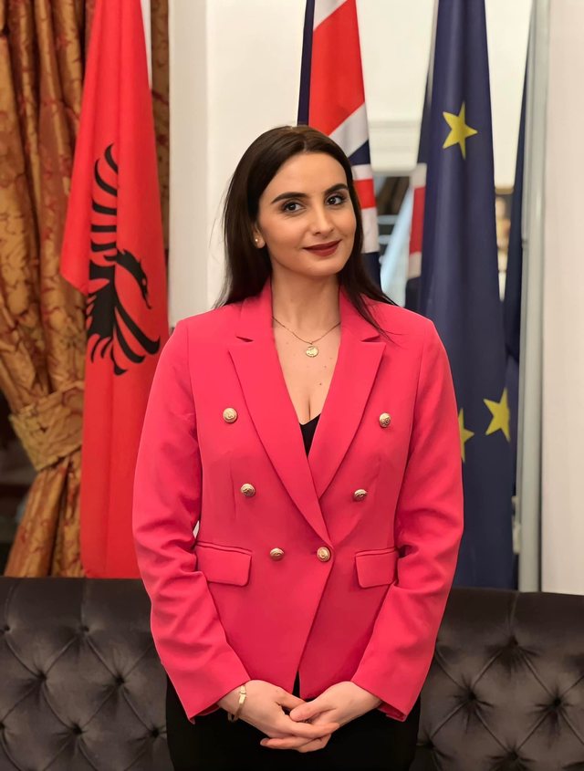 Marrëdhënia me njerëzit më jep ankth. Këshilla e