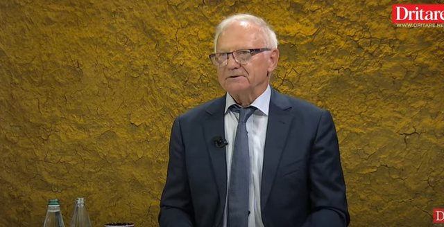 SHBA pezulloi dialogun strategjik me Kosovën. Ish-ambasadori Bimo: Ja