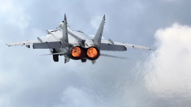 Alarm në NATO/ Avionët luftarakë rusë shkelin