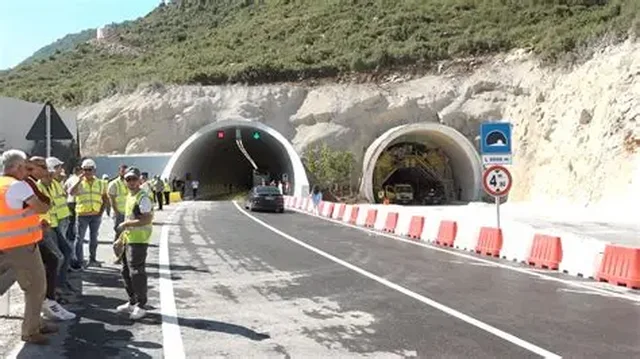 Miratohen tarifat për tunelin e Llogorasë. Ja kush përjashtohet